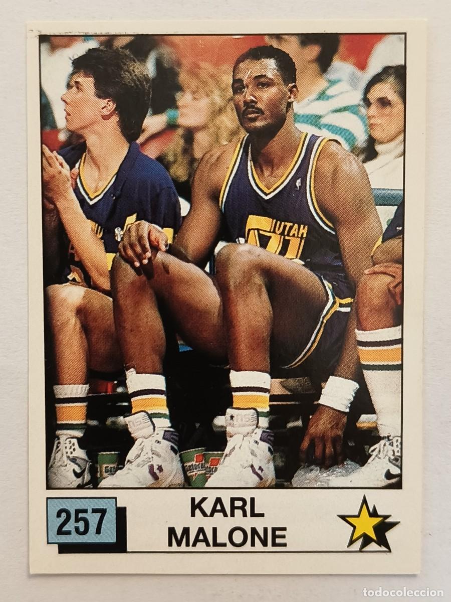 Sports collectibles: #257 KARL MALONE BASKET NBA 90 PANINI