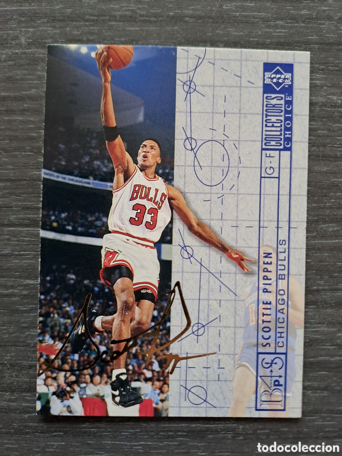 Coleccionismo deportivo: SCOTTIE PIPPEN #375 &ndash; GOLD SIGNATURE &ndash; UPPER DECK 94-95 Cromo original de Scottie Pippen con Chicag