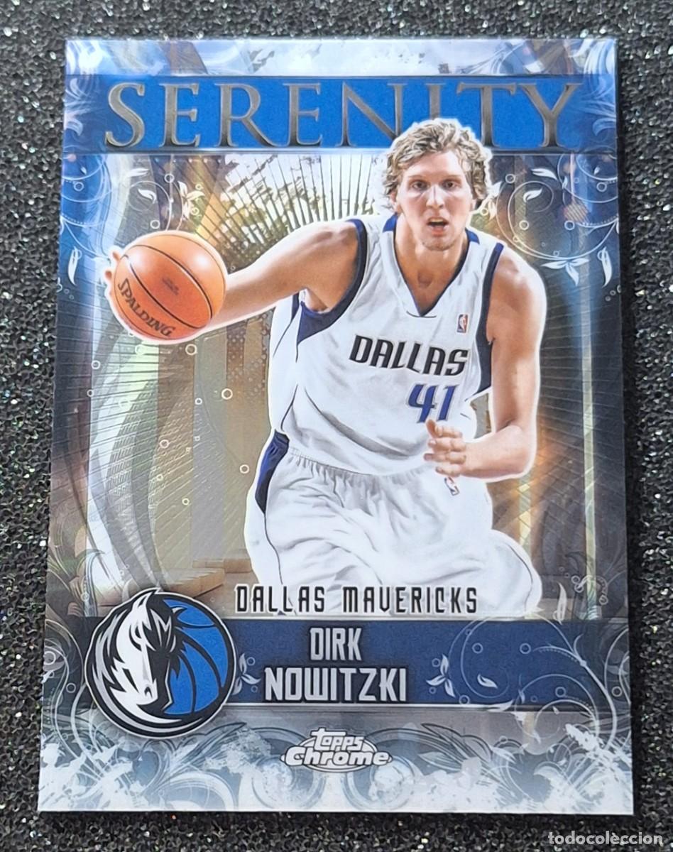 Collezionismo sportivo: Dirk Nowitzki Dallas Mavericks Topps Chrome Basketball 2025-26 Serenity #SY-10