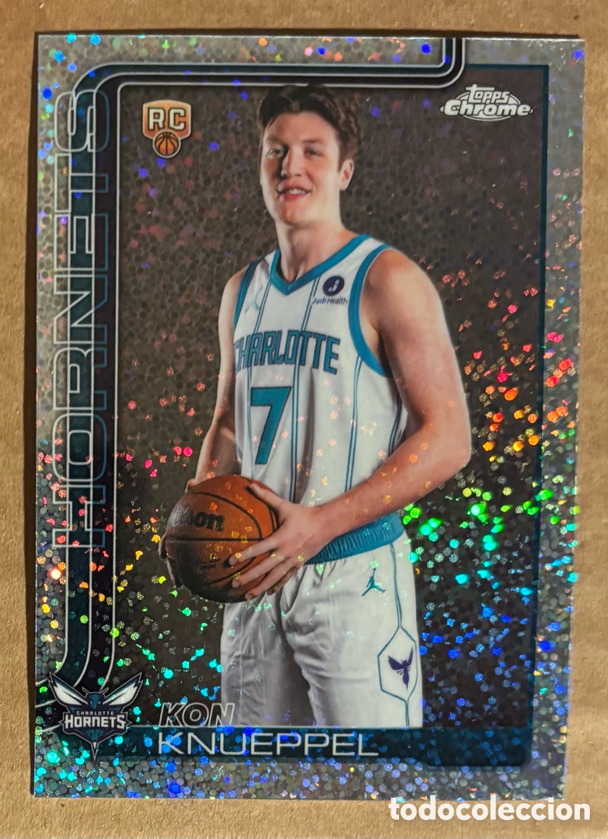 Coleccionismo deportivo: KON KNUEPPEL (HORNETS). CARTA ROOKIE CARD IMAGE VARIATION SPECKEL REFRACTOR TOPPS UPDATE 2025-26 154