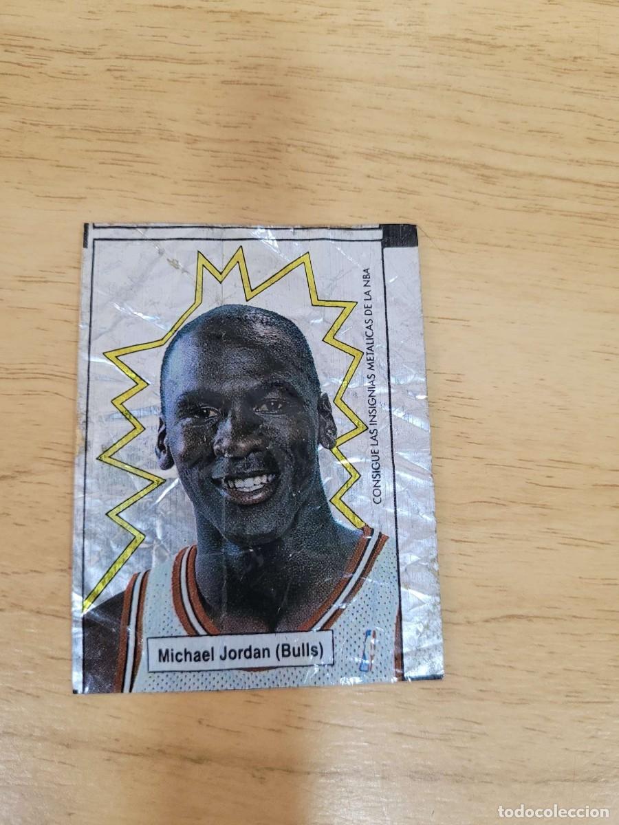 Coleccionismo deportivo: 1988 MICHAEL JORDAN STICKER NBA INSIGNIAS METALICAS CHICAGO BULLS