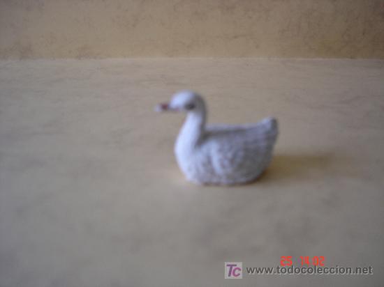 Figuras de Bel&eacute;n: PAVO - 4 X 2.7 cm - - Foto 1