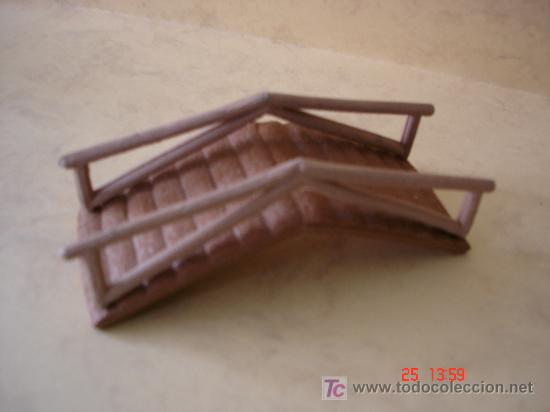 Figuras de Bel&eacute;n: PUENTECITO - BASE: 11 X 4.5 cm - - Foto 1