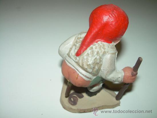 Figuras de Bel&eacute;n: FIGURA DE PLASTICO.......CAGANER. - Foto 2