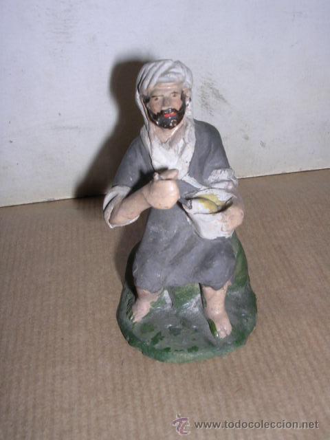 Figuras de Bel&eacute;n: ANTIGUA FIGURA DE BELEN CATALANA PERSONAJE CON MORTERO ,, 7,5 CM.