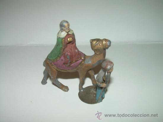 Figuras de Pres&eacute;pios: ANTIGUA FIGURA DE PLOMO.
