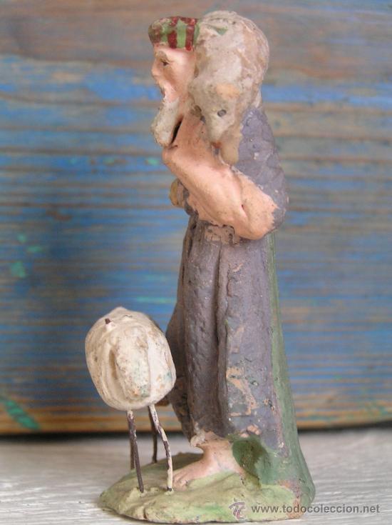 Figuren f&uuml;r Weihnachtskrippen: ANTIGUA  FIGURITA DE BEL&Eacute;N PARA RESTAURAR de terracota.