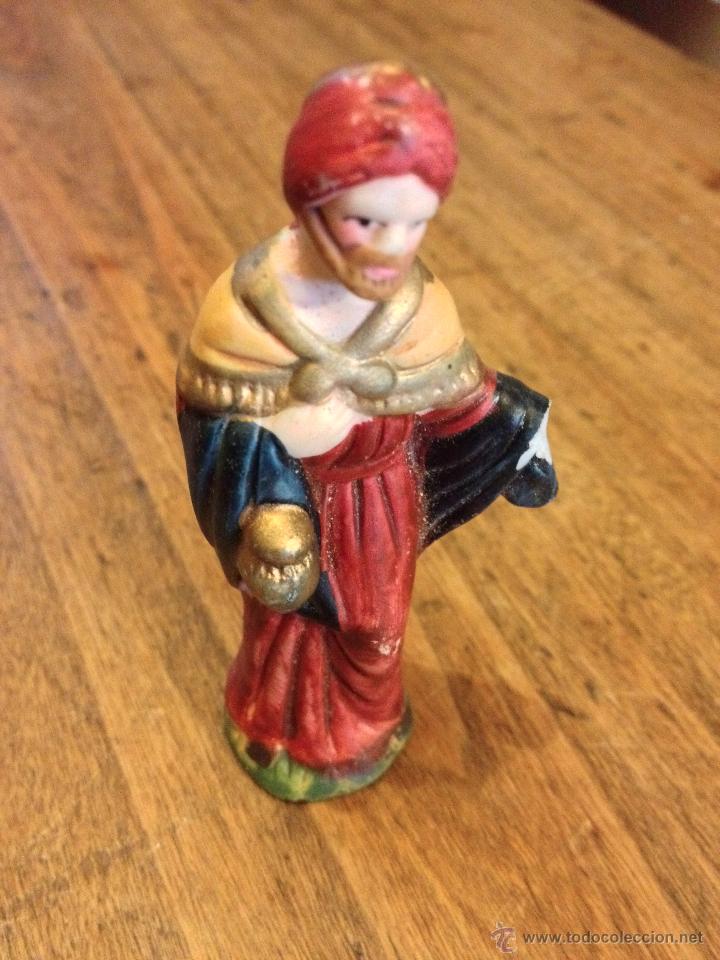 Figuras de Bel&eacute;n: Antigua figura Rey Mago en porcelana  ADICIONALES