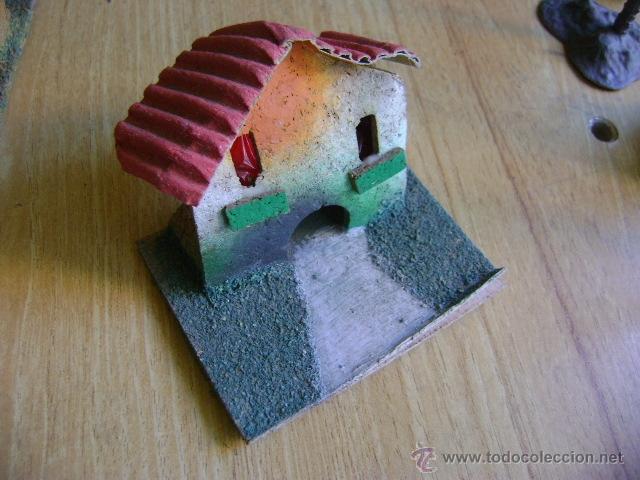 Figuras de Bel&eacute;n: Escenario para bel&eacute;n con edificios, pesebre, pozo, castillo, &aacute;rboles - Foto 6