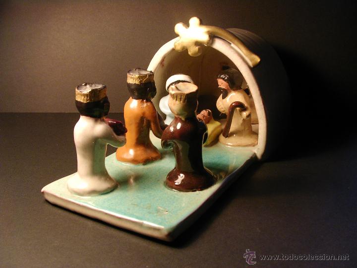 Figuras de Bel&eacute;n: Bel&eacute;n con reyes magos. Material Barro. - Foto 3