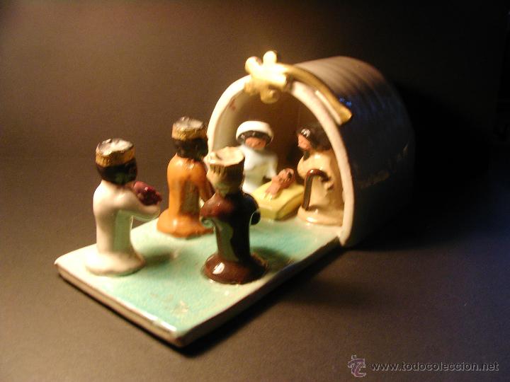 Figuras de Bel&eacute;n: Bel&eacute;n con reyes magos. Material Barro. - Foto 4
