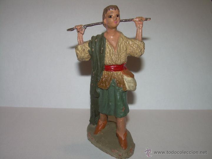 Figurines pour Cr&egrave;ches de No&euml;l: ANTIGUA FIGURA DE TERRACOTA Y BRAZOS DE PLOMO.