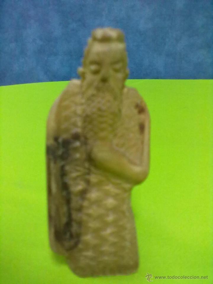 Figuras de Bel&eacute;n: REY CABALLERO  MADERA TALLADA - Foto 1