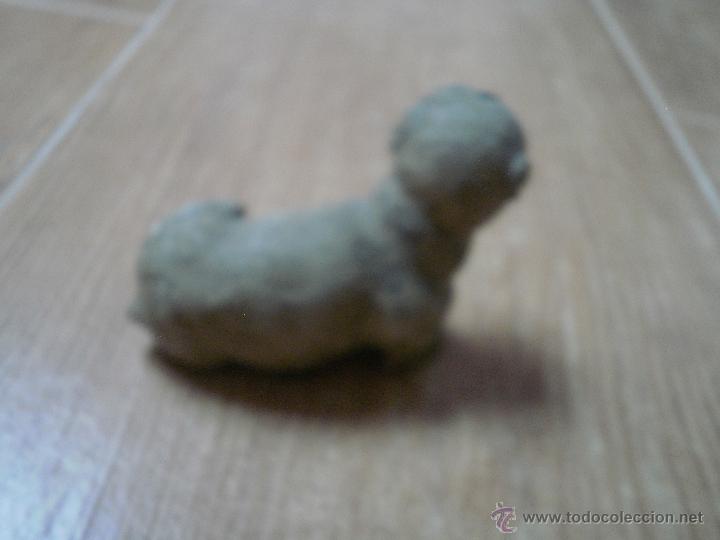 Figuras de Bel&eacute;n: Perrita - Foto 6