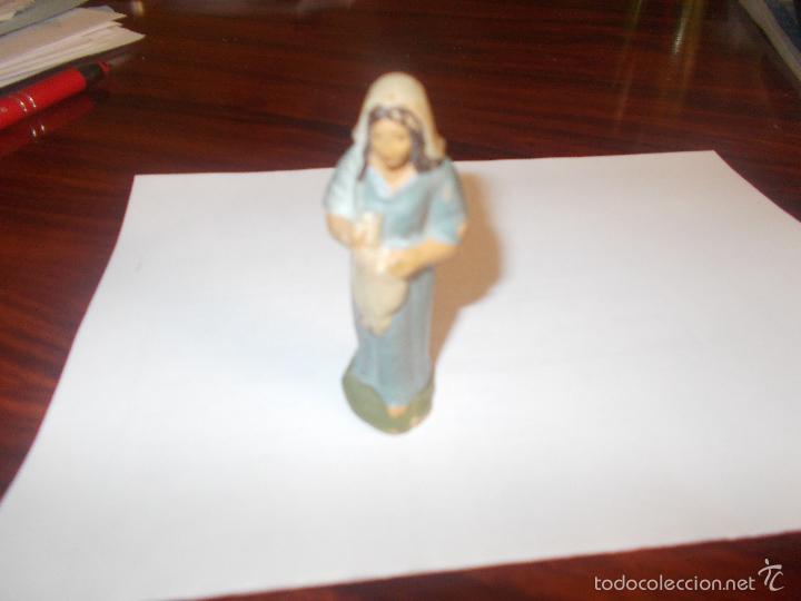 Figuras de Bel&eacute;n: Mujer con gallina - Foto 4