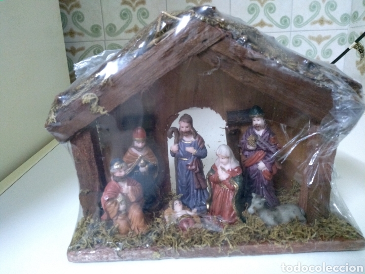 Figuras de Pres&eacute;pios: **BONITO NACIMIENTO DE BELEN CON REYES MAGOS INCLUIDOS, PRECINTADO, A ESTRENAR (21/17/8 CM)**