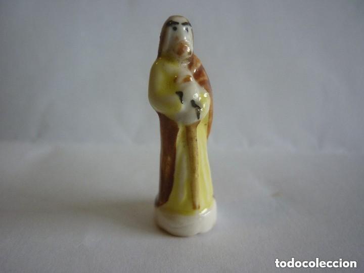 Figuras de Bel&eacute;n: figura del rosc&oacute;n de reyes - Foto 1