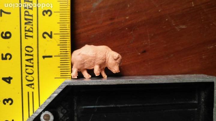 Figurines pour Cr&egrave;ches de No&euml;l: ANTIGUA FIGURA DE NACIMIENTO O POTAL DE BELEN PLASTICO DURO