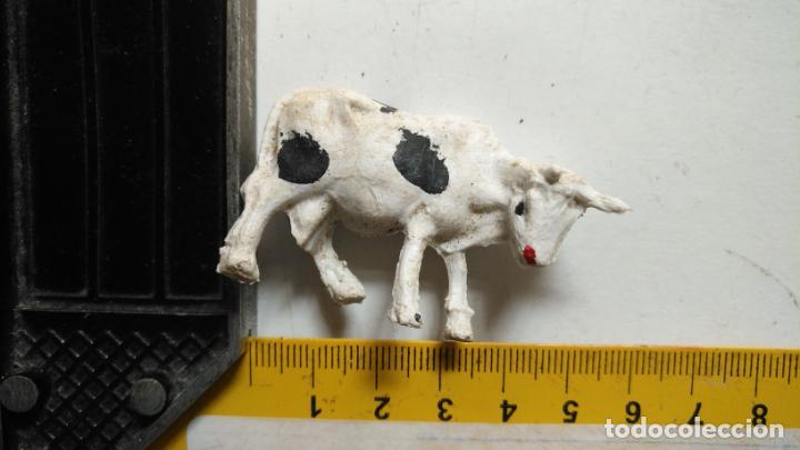 Figurines pour Cr&egrave;ches de No&euml;l: antigua figura de portal de belen plastico duro pech o similar -