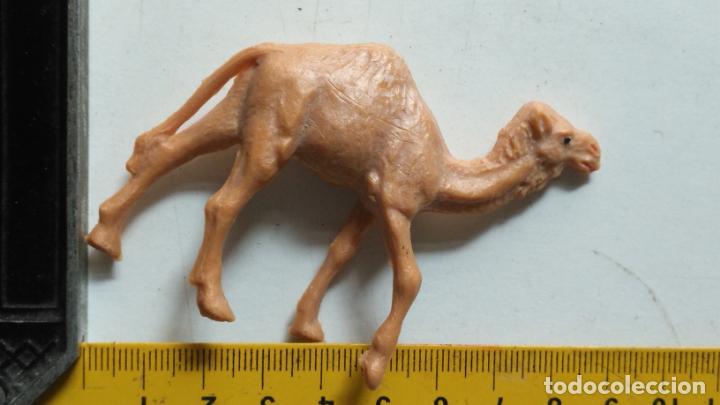 Statuine di Presepe: antigua figura de portal de belen plastico duro pech o similar - ver medida en foto