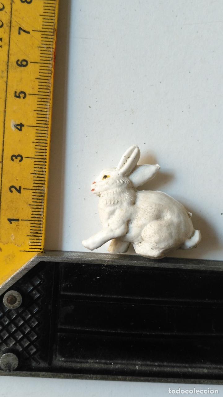 Statuine di Presepe: antigua figura de portal de belen plastico duro pech o similar - ver medida en foto