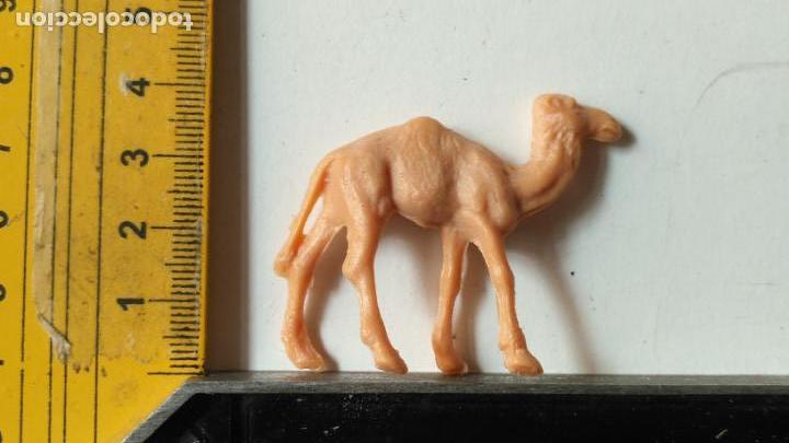 Statuine di Presepe: antigua figura de portal de belen plastico duro pech o similar - ver medida en foto