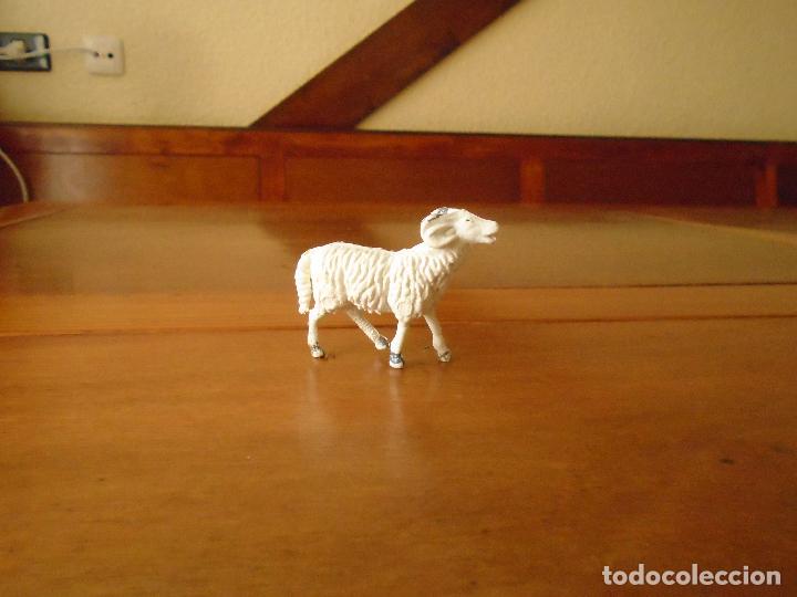Figuras de Pres&eacute;pios: ANTIGUA FIGURA DE BEL&Eacute;N, UN CARNERO. FIGURAS DE ANIMALES: CARNERO.