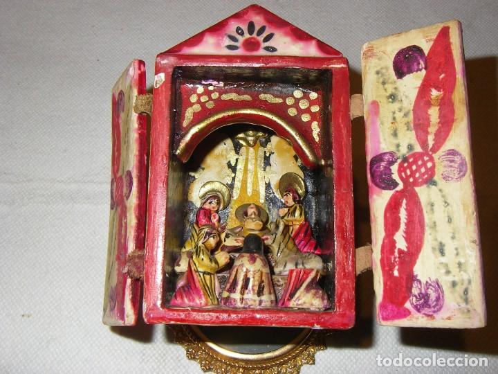 Figuras de Bel&eacute;n: Bonito y color&iacute;do Bel&eacute;n miniatura de cer&aacute;mica y madera.