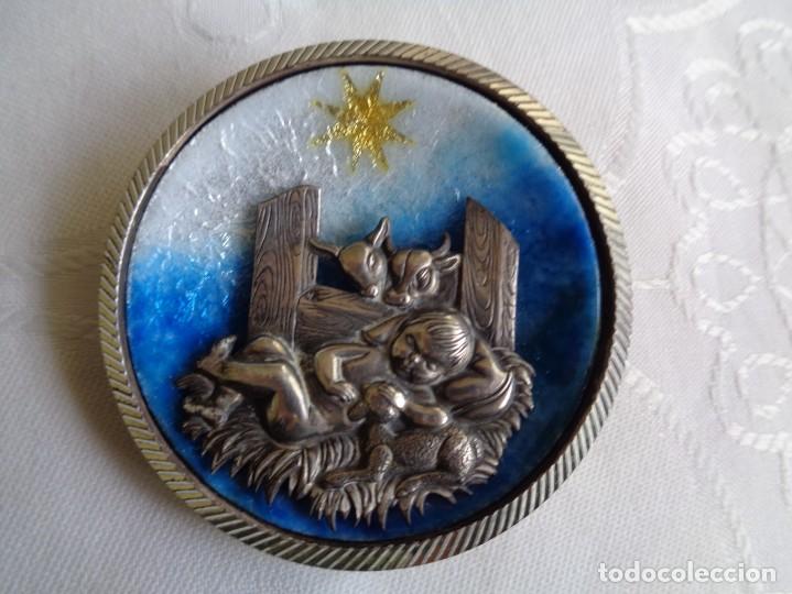 Figuras de Bel&eacute;n: PORTAL DE BEL&Eacute;N EN METAL ESMALTADO. 6,5 Cm.