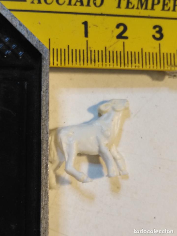 Figurines pour Cr&egrave;ches de No&euml;l: antigua figura portal de belen plastico duro . mas modelos en tienda - pvc - belenes ofertas por lot