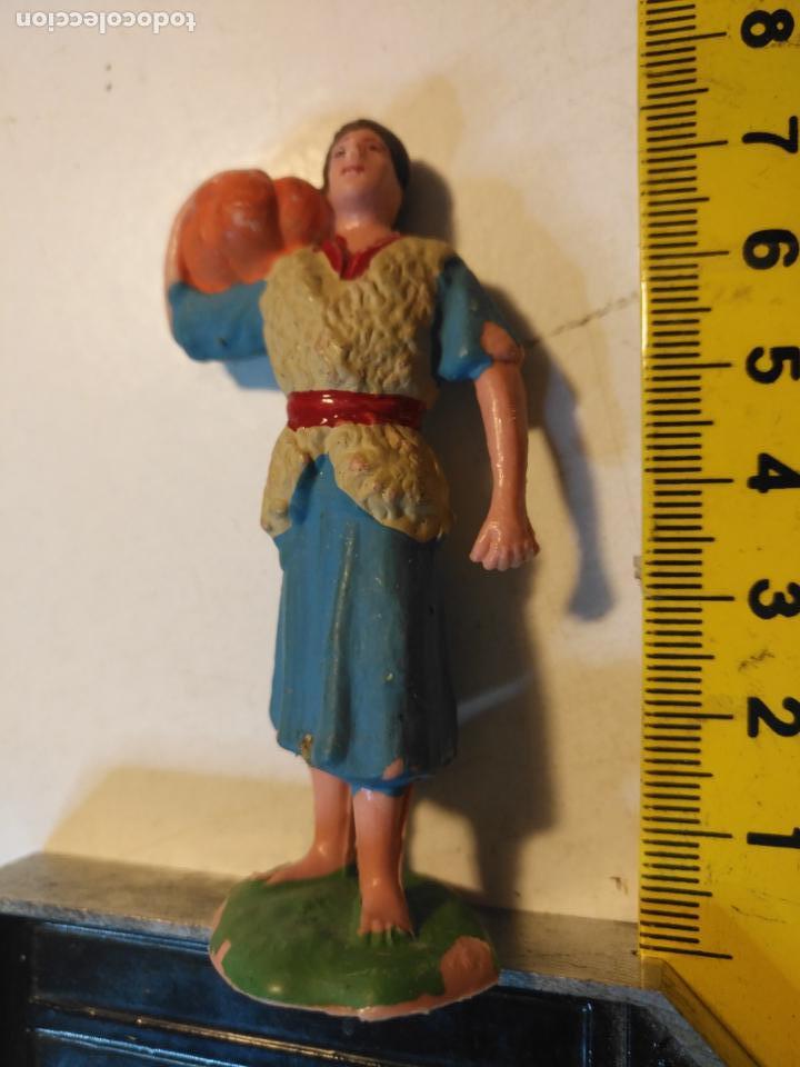 Figuren f&uuml;r Weihnachtskrippen: antigua figura portal de belen plastico duro . mas modelos en tienda - pvc - belenes ofertas por lot