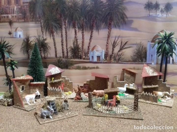 Figurines pour Cr&egrave;ches de No&euml;l: Set 7 Corrales para belenes. LOte C