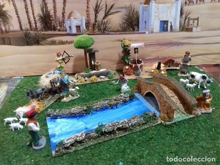 Figuras de Bel&eacute;n: Conjunto 14 piezas decoracion belenes. Puente, rio, fuente. Figuras belen