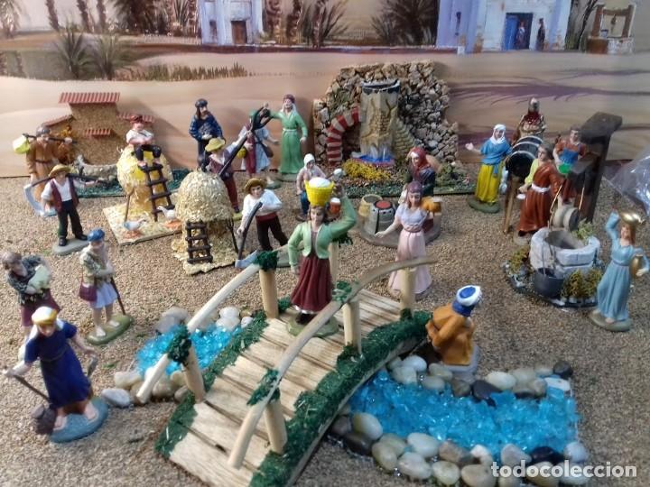 Figuren f&uuml;r Weihnachtskrippen: Conjunto 19 figuras pastores  granjeros. Figuras Belen