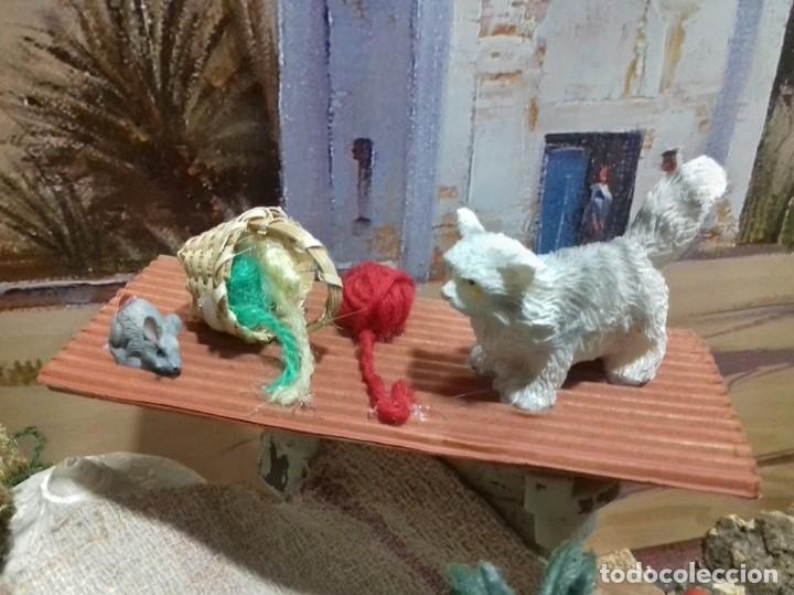 Figuren f&uuml;r Weihnachtskrippen: Conjunto 2 piezas Animales Teja Gato Burro. Figuras belen