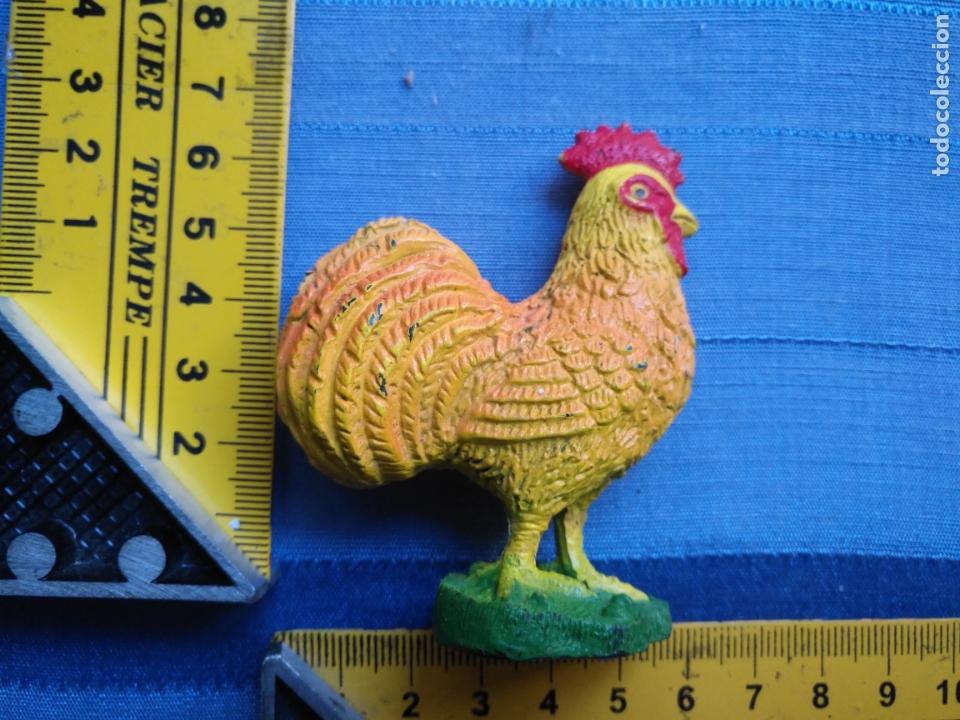 Figuren f&uuml;r Weihnachtskrippen: FIGURA PARA PORTAL DE BELEN NAVIDAD NACIMIENTO MISTERIO plastico duro o pvc - GRAN GALLINA