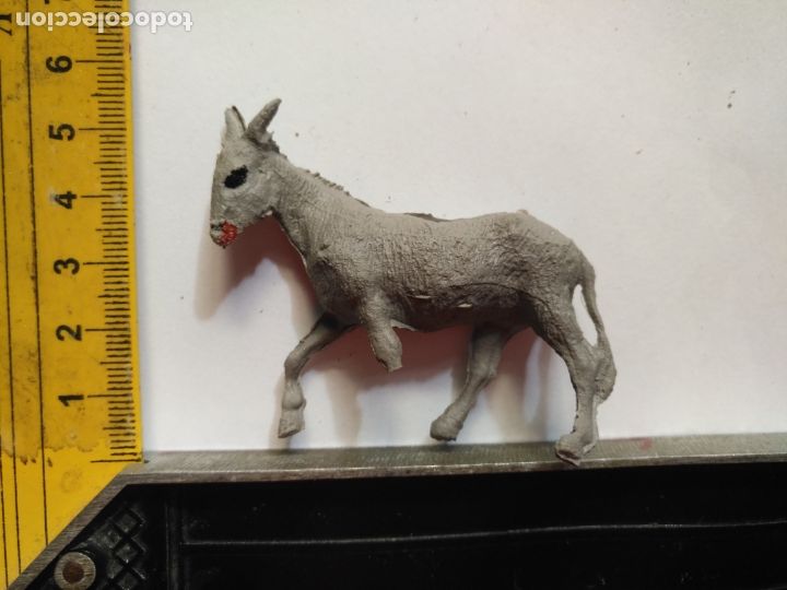 Figuren f&uuml;r Weihnachtskrippen: ANTIGUA FIGURA DE PORTAL DE BELEN PLASTICO DURO HAGA SU OFERTA - ANIMALES GRANJA BURRO COJO