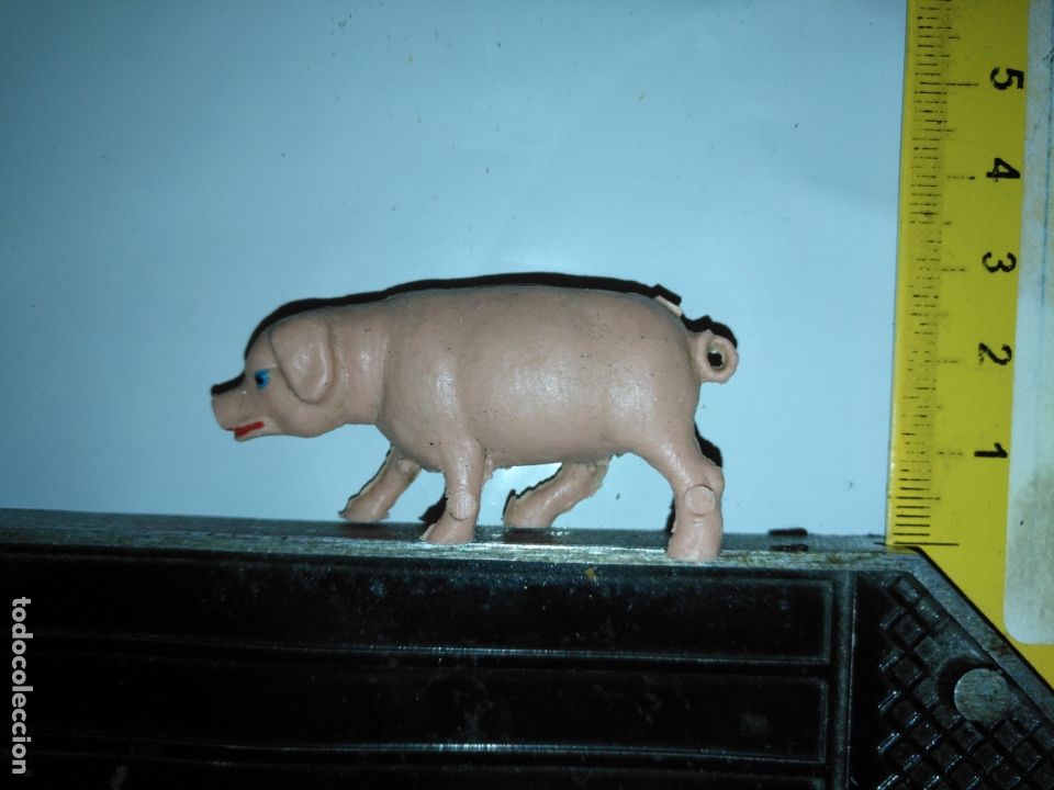 Figurines pour Cr&egrave;ches de No&euml;l: antigua figura portal de belen plastico duro - ver medida en foto - cerdo