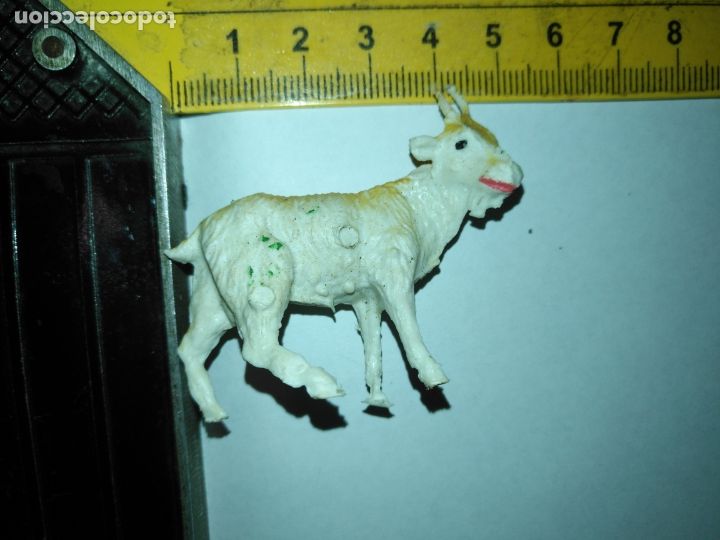 Figuren f&uuml;r Weihnachtskrippen: OFERTAS POR LOTES GRANDES - ANTIGUA FIGURA DE BELEN PLASTICO DURO A&Ntilde;OS 70 - ANIMAL CABRA