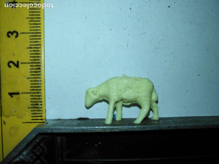 Figures of Bethlehem: OFERTAS POR LOTES GRANDES - ANTIGUA FIGURA DE BELEN PLASTICO DURO A&Ntilde;OS 70 ANIMAL GRANJA