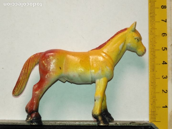Figures of Bethlehem: figura plastico para portal de belen granja circo - caballo