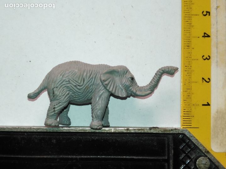 Figurines pour Cr&egrave;ches de No&euml;l: figura plastico para portal de belen ANIMALES GRANJA