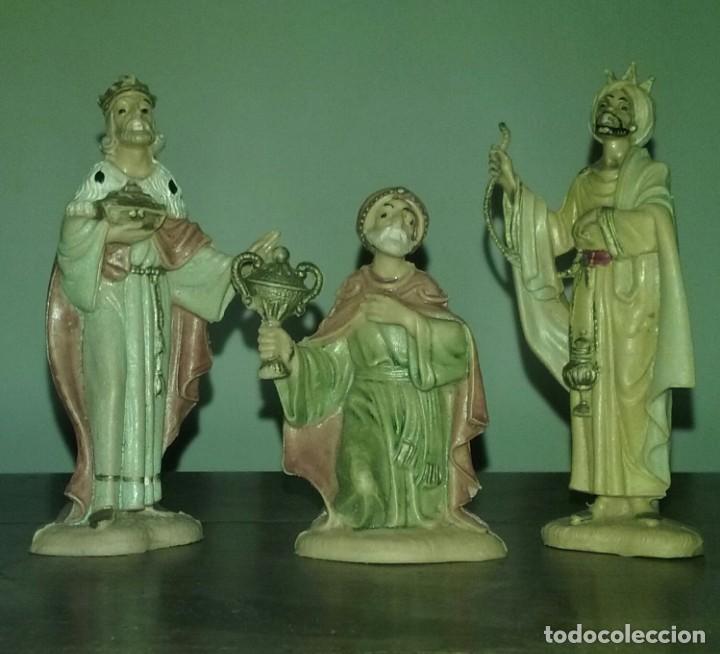 Figurines pour Cr&egrave;ches de No&euml;l: Reyes Magos(Adoracion con ofrendas) Poco habituales .