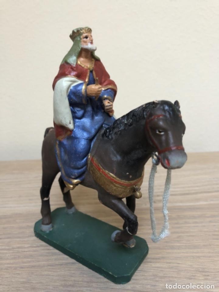Figuras de Bel&eacute;n: REY MELCHOR A CABALLO - Foto 1