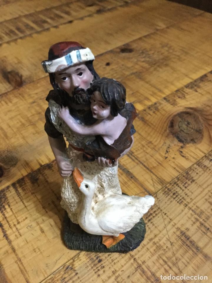 Figuren f&uuml;r Weihnachtskrippen: FIGURA DE BEL&Eacute;N - FABRICADO EN RESINA