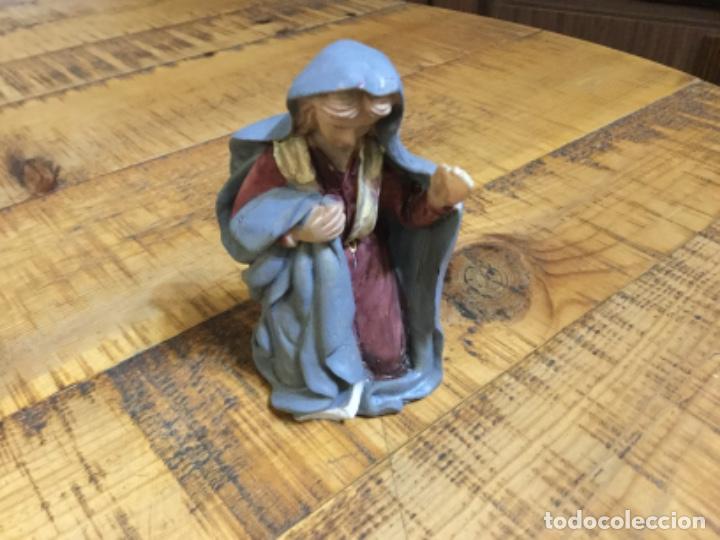 Figuren f&uuml;r Weihnachtskrippen: FIGURA DE BEL&Eacute;N - FABRICADO EN RESINA