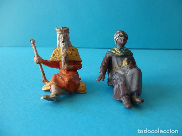Figuras de Pres&eacute;pios: Antiguas figuras de Bel&eacute;n - Dos Reyes Magos - Juguetes Oliver
