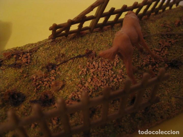 Figuras de Bel&eacute;n: FIGURAS DE BELEN. PLASTICO. MUCHACHO CON CABALLOS. - Foto 6