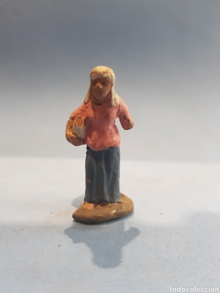 Statuine di Presepe: Figura de Belen ,pastora con ofrenda , antigua , 3,5cm