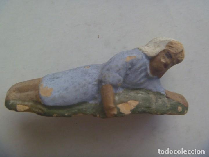 Figurines pour Cr&egrave;ches de No&euml;l: ANTIGUA FIGURA DE TERRACOTA DEL BELEN : PASTOR DURMIENDO